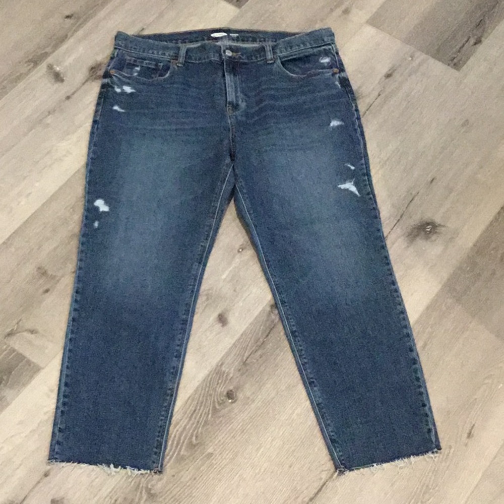 OLD NAVY MID-RISE BOYFRIEND JEANS